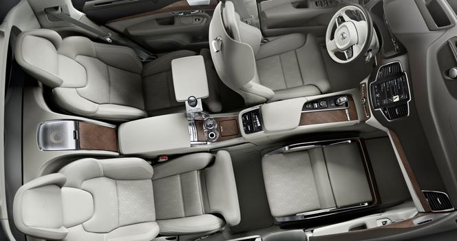 Volvo XC90 Excellence Lounge Console
