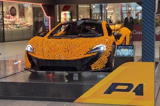 McLaren P1 z klocków Lego