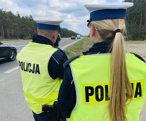 Dostał mandat za szybką jazdę. Później zrobił coś nieoczekiwanego. Policjanci nie mieli litości 