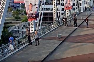 Niewiarygodne, co zrobiła legenda muzyki. Akurat nagrywał teledysk, gdy stało się TO!