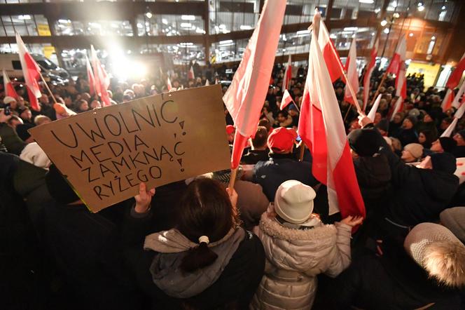 Politycy PiS protestowali w Gdańsku. Sprzeciwiali się polityce Donalda Tuska