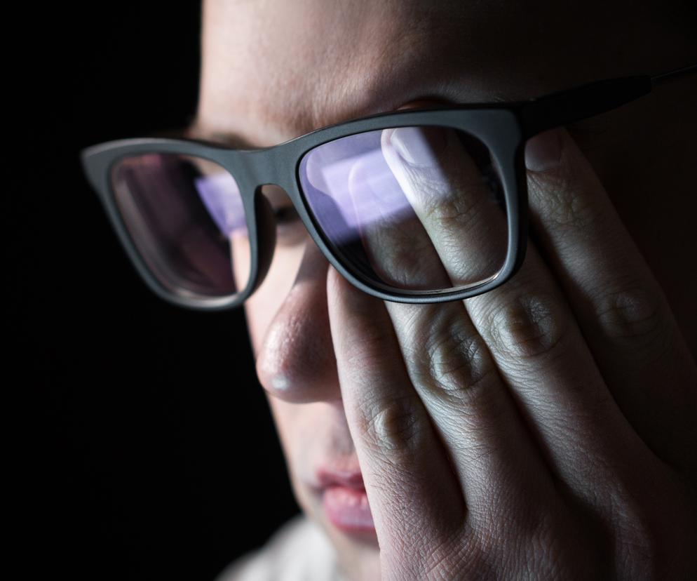 Były pomysły, by płukać sobie gardło wrzątkiem. Fake newsy zabijają Polaków