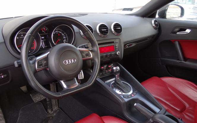 Audi TT 2.0 TFSI quattro S tronic