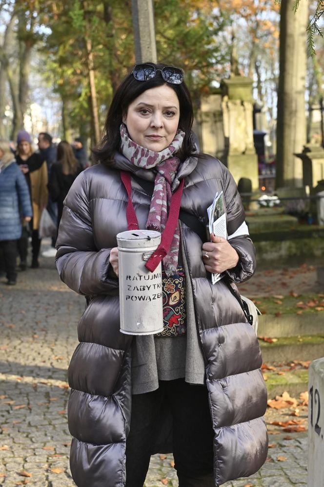 Gwiazdy kwestują na Powązkach