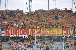 Święta wojna bez kibiców Korony Kielce! Absurdalna decyzja Komisji Ligi przed Radomiakiem! Żółto-czerwoni reagują