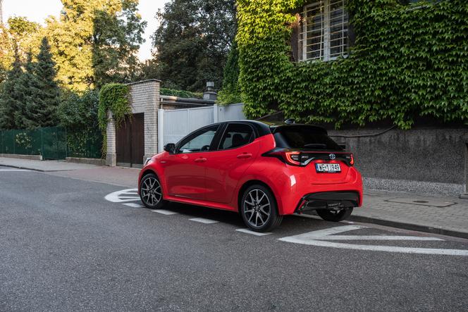 2020 Toyota Yaris 1.5 HYBRID Premiere Edition (Tokyo Fusion)