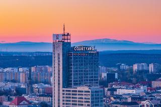 Tatry widziane z Katowic przed świtem