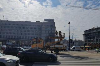 Zerwana trakcja na Al. Jerozolimskich! Tramwaje nie jeżdżą