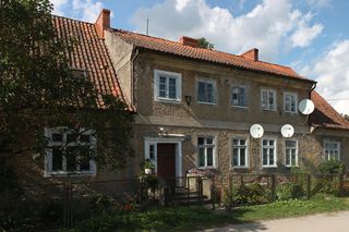Mazury czy Warmia? Odkryj niezwykłą wieś na pograniczu, która zachwyca historią!