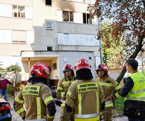 Pożar w bloku w Ostrowie Wielkopolskim. Nie żyje jedna osoba, 10 jest rannych