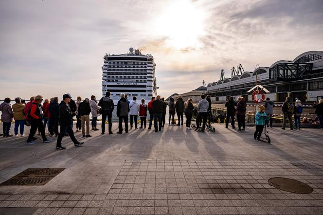 MSC Fantasia w Gdyni. To jeden z największych wycieczkowców na świecie!