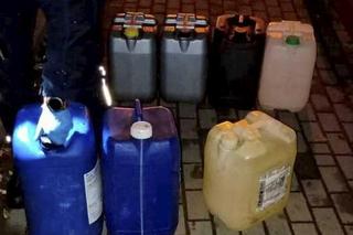  Szok! Ukradł ponad 80 litrów paliwa, podczas ucieczki zakopał się w trawniku