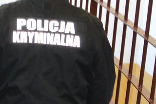 Radom: 20-latka podawała się za policjantkę! Przez nią staruszka straciła wszystkie pieniądze! 