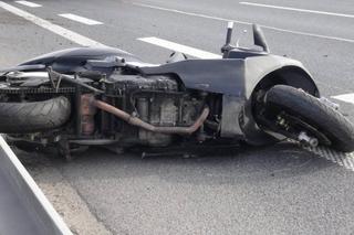 Tragiczny wypadek na S7. Skuterzysta roztrzaskał się o barierki
