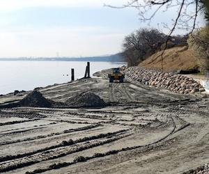 Odbudowa plaży w Orłowie, oprócz ton piasku pochłonie blisko 5 milionów złotych