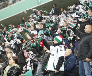 Legia Warszawa - Lech Poznań: Zdjęcia kibiców z klasyku i 13. kolejki PKO BP Ekstraklasy
