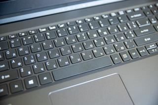 Ponad 300 laptopów trafi do ukraińskich uczniów. „Pozwolą młodym uchodźcom kontynuować naukę”