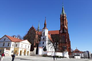 Wielkanoc w Archikatedrze Białostockiej. W Wielki Czwartek rozpoczyna się Triduum Paschalne