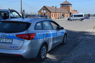 Skandal w Muzeum Auschwitz. Pijani cudzoziemcy wdarli się na teren byłego obozu nazistowskiego