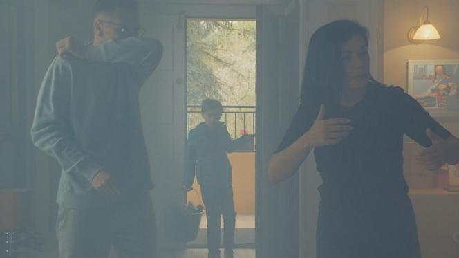 M jak miłość, odc. 1742: Kinga (Katarzyna Cichopek), Piotrek (Marcin Mroczek), Misiek (Aleksander Bożyk)