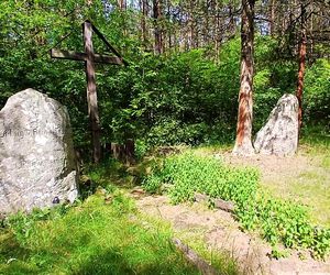 Leśny cmentarz rodu von Ramin