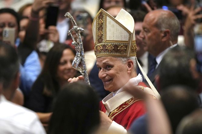 Papież tonie pod listami, dostaje ich 100 kilogramów dziennie. Dochodzą nawet bez adresu