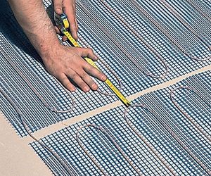 Elektryczne ogrzewanie podłogowe: jak układać kable i maty grzewcze