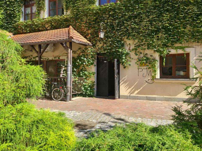 Urokliwe podwórka Starego Miasta w Zamościu