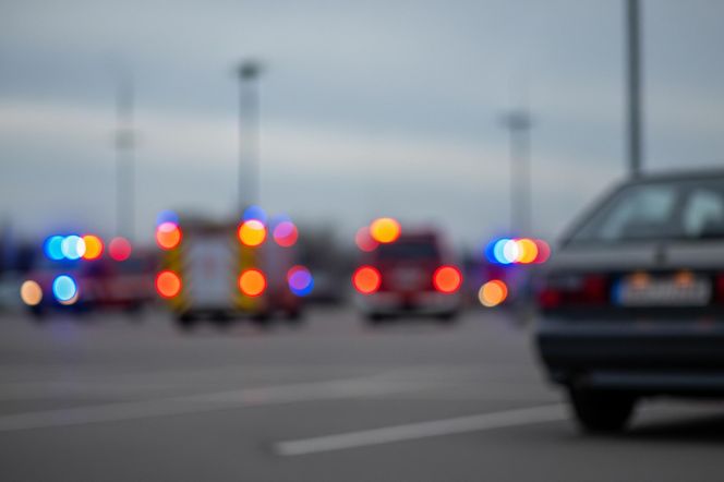 Policjanci z Tarnowskich Gór uratowali kierowcę. Co naprawdę działo się w jego aucie?