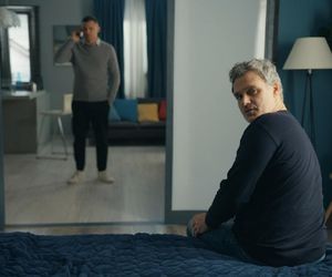 Barwy szczęścia, odcinek 3197. Darek (Andrzej Niemyt), Karol (Jan Wieczorkowski)