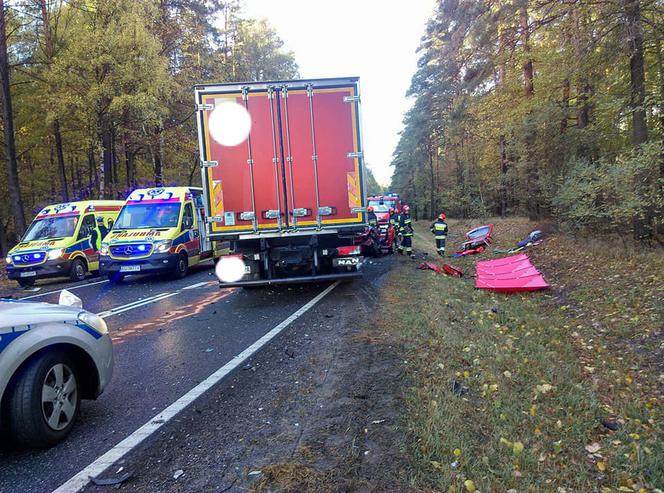 Wypadek w podbydgoskim Emilianowie! Droga jest całkowicie zablokowana!