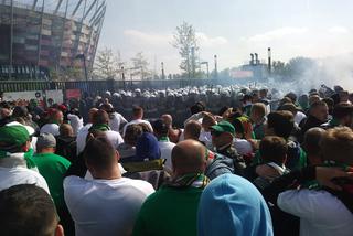 Zamieszanie pod Stadionem Narodowym w Warszawie - kibic Lechii Gdańsk mieli problem z wejściem na mecz!