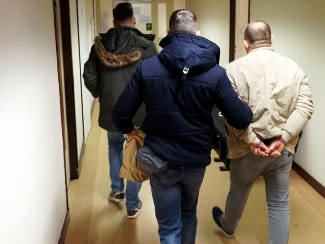 Nielegalny proceder związany z uprawą marihuany na terenie Warszawy 
