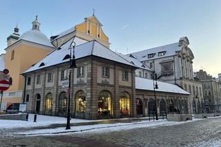Centrum Poznania w śniegu