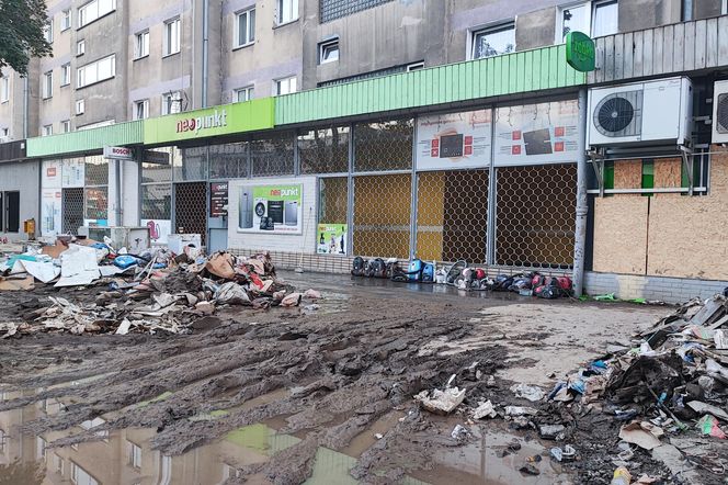 Ceny po powodzi są zawyżane? Prezes UOKiK zabrał głos w sprawie