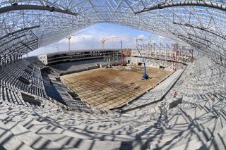 Euro 2012. Miesięczne opóźnienie budowy stadionu we Lwowie