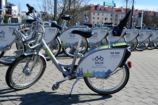 Wystartował nowy sezon BiKeRa. W Białymstoku pojawiły się rowery miejskie!
