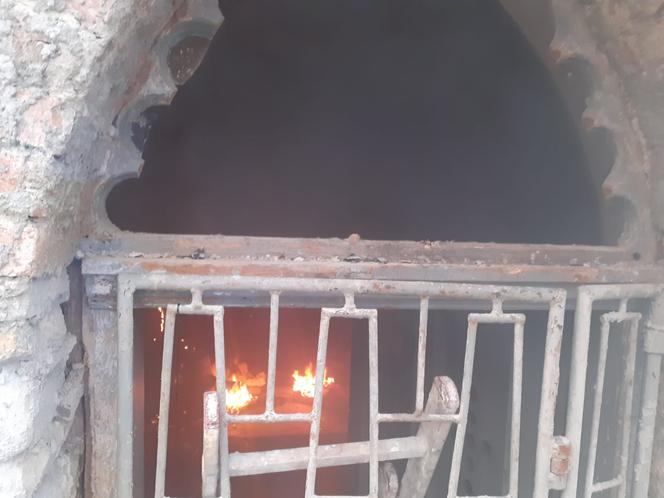 Podpalił kapliczkę w Jasienicy. 38-latek złapany na gorącym uczynku