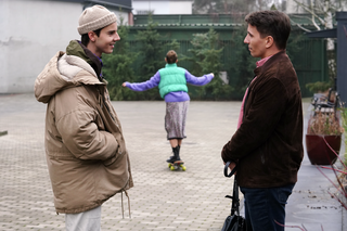 Barwy szczęścia, odcinek 2806: Oliwka (Wiktoria Gąsiewska), Kępski (Jakub Sokołowski), Wiktor (Grzegorz Kestranek)