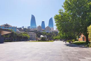 Salam, Baku! 5 miejsc w stolicy Azerbejdżanu, które trzeba zobaczyć 