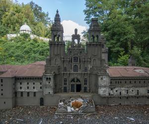 Park Miniatur Sakralnych w Częstochowie zrujnowany