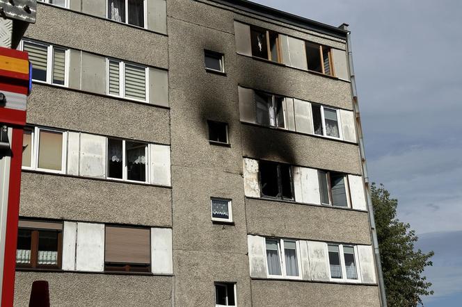 Pożar przy ulicy Matejki w Ostrowie. Sprawę wyjaśnia policja 