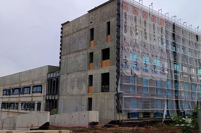 Budowa kompleksu kliniczno-dydaktyczno-badawczego PUM