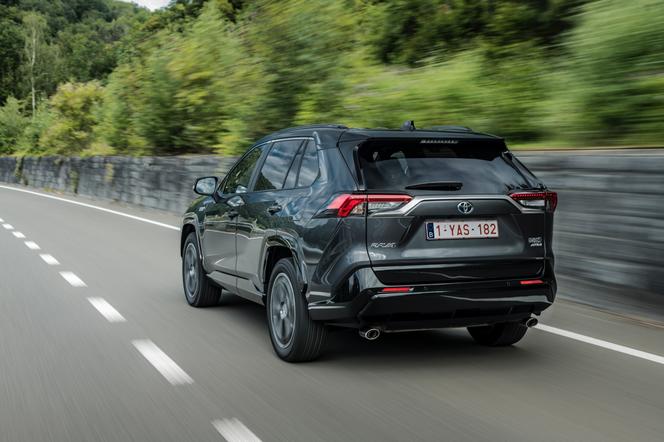 Toyota RAV4 Plug-in Hybrid Selection + VIP