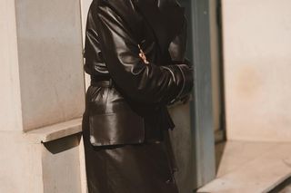 Małgorzata Kożuchowska jak z Matrixa. Mówi, co skrywa pod płaszczem