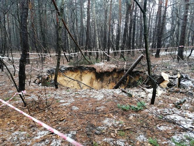 Trzebinia. W ciągu ostatniego półtora roku powstało tu około 25 zapadlisk. To oficjalne dane, bo mieszkańcy mówią nawet o dwukrotnej liczbie