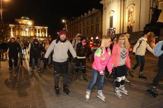 Nightskating. Warszawa na rolkach [Zdjęcia]