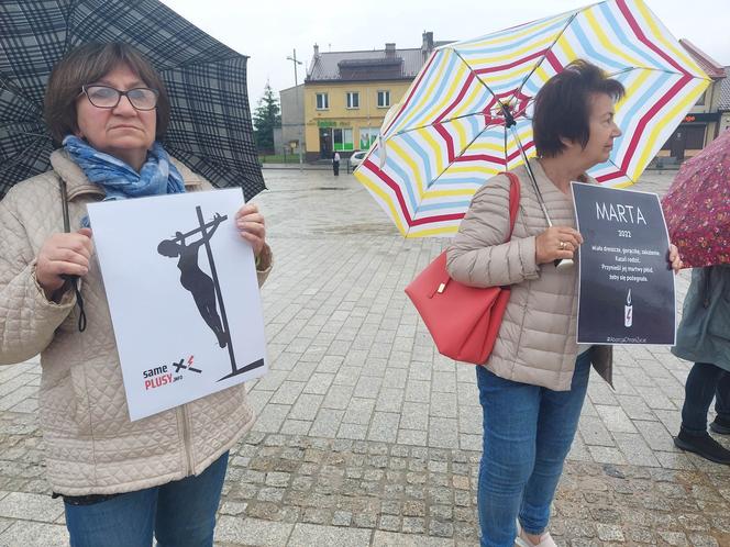 Protest pod hasłem "Ani jednej więcej" Starachowice 14.06.2023