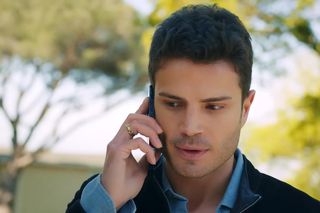 Pocałunek Zeynep i Ege. Wszystko się ułoży