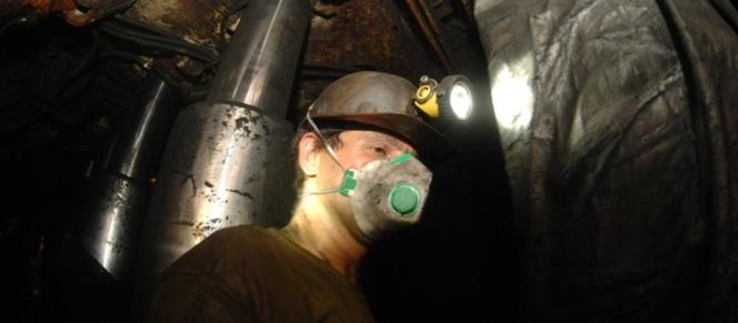 Koronawirus na Śląsku. Zakażonych jest ponad 400 górników. Czy wydobycie w kopalniach zostanie wstrzymane?